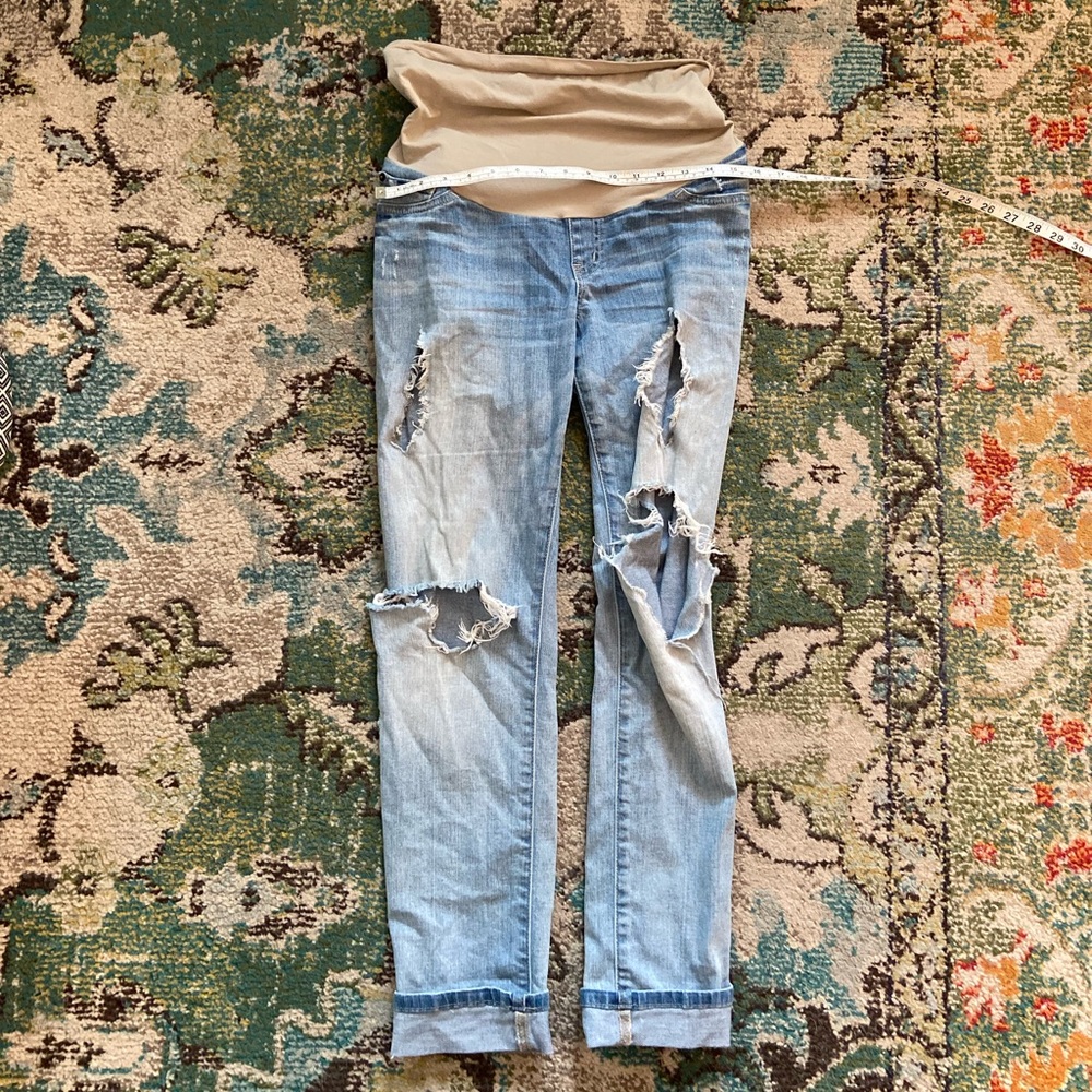 Maternity Jeans! Loved em, but all done with them now.